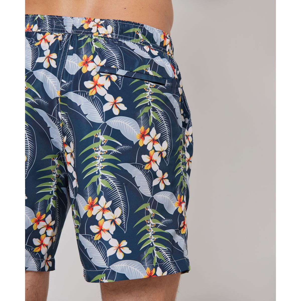 Shorts-Praia-Estampa-Floral-Siberian